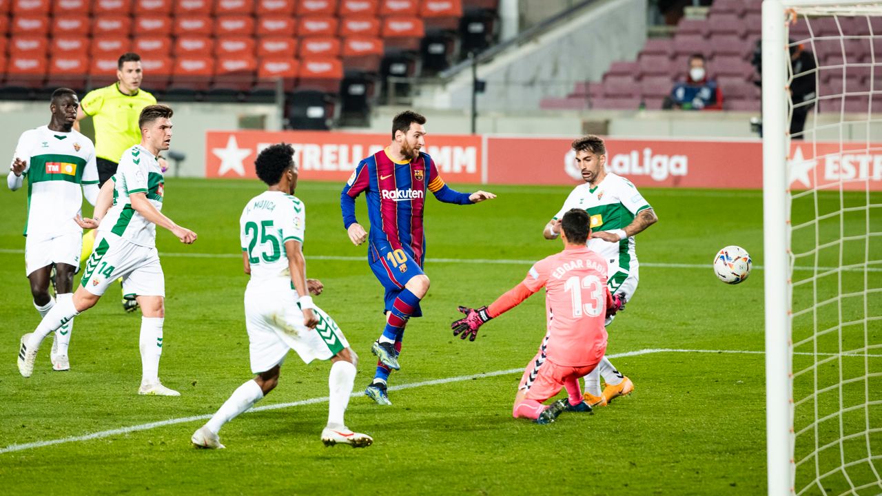 Barcelona Vs Elche: Lewati 5 Orang, Video Ini Bukti Messi Alien! - GenPI.co